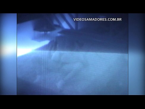 ❤️ 丈夫拍下妻子与邻居做爱的画面，发现他是个绿帽子 ️ Sluts。at zh-cn.pornburst.ru